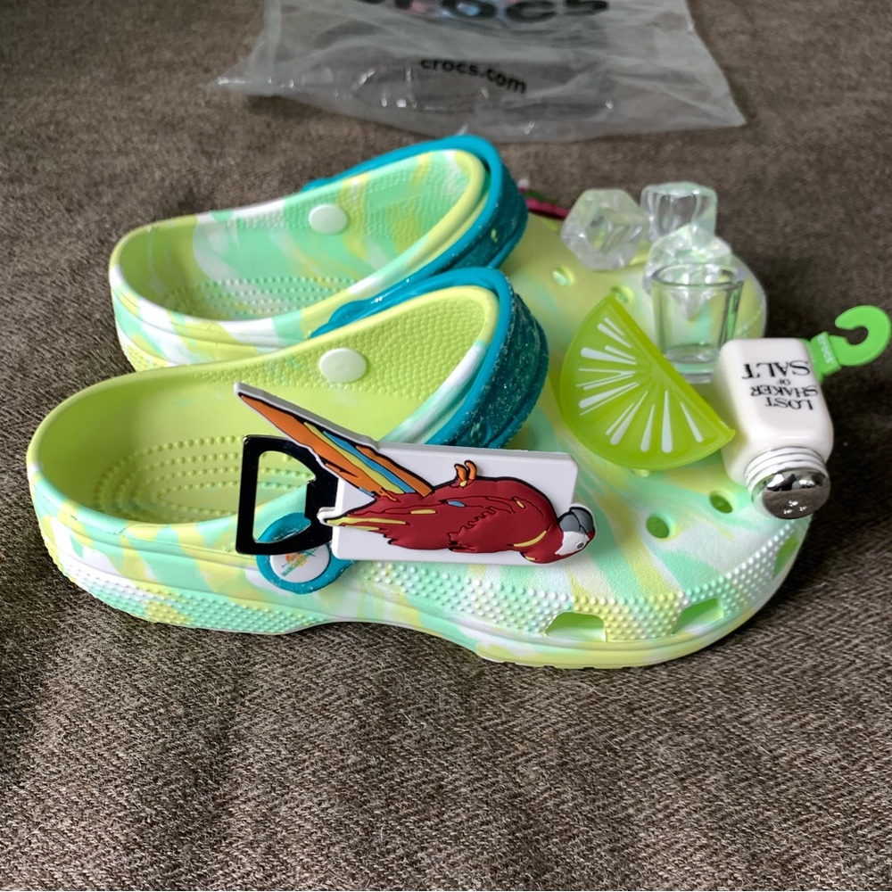 Crocs Margaritaville - Picture 6 of 15